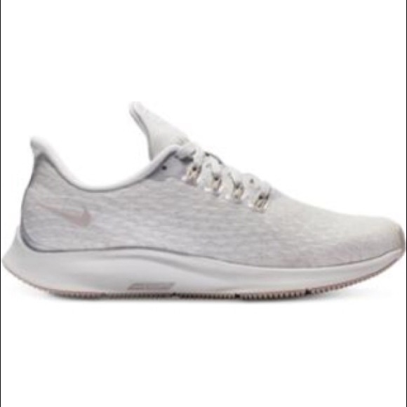 Nike running sneakers - Picture 1 of 8